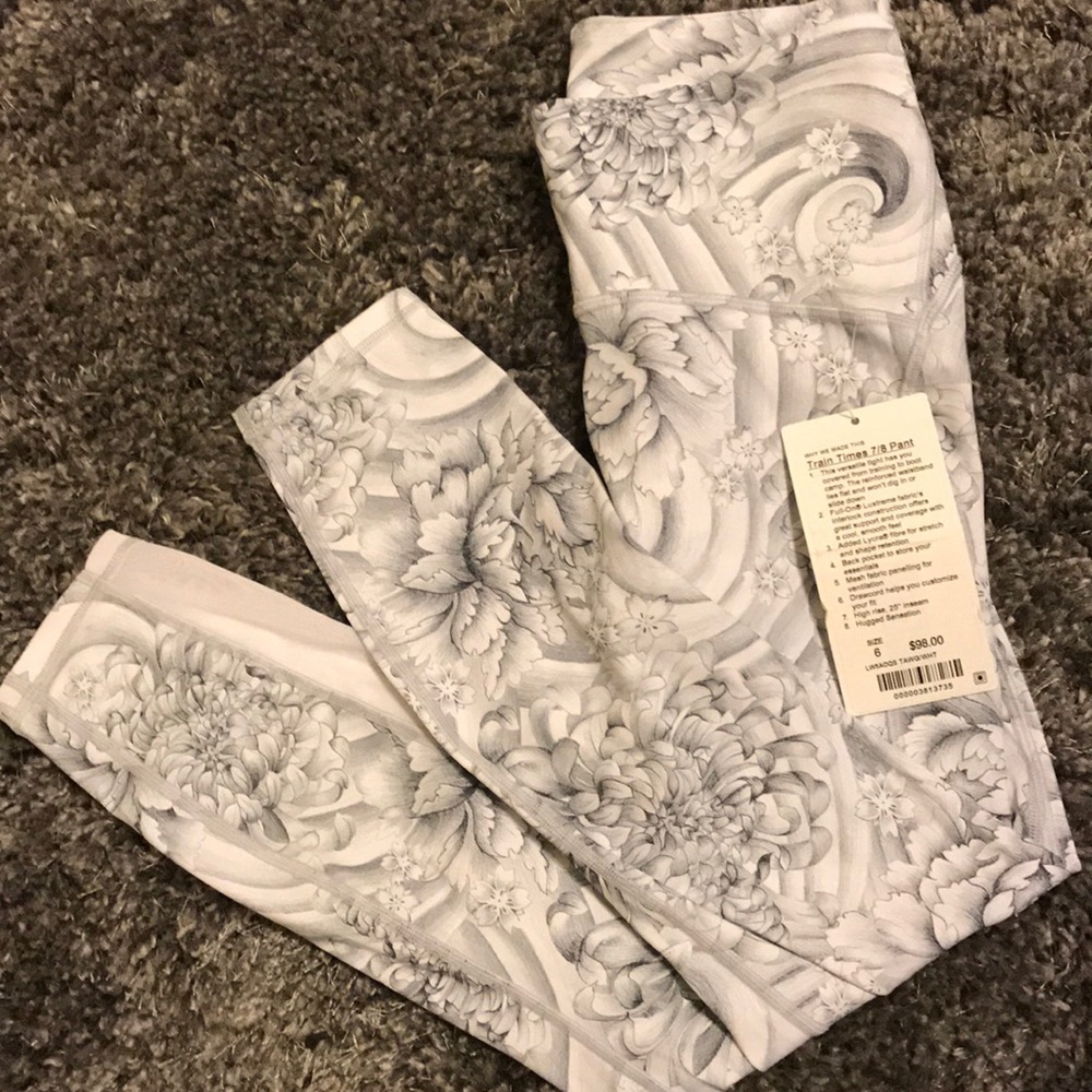 Lululemon Train Times 7/8 Pant